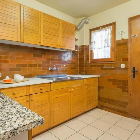Arcos H-1 Apartment Begur
